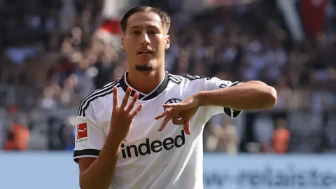 Younes Ebnoutalib, Striker Muda Frankfurt yang Bisa Jadi Jawaban Nomor 9 Jerman di Era Klopp