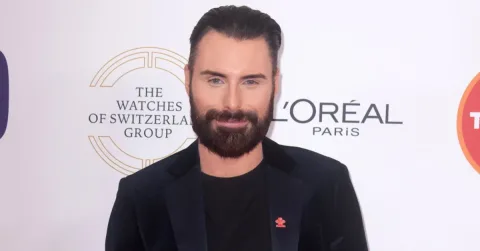 Dating Naked UK Kembali untuk Musim Ketiga, Rylan Clark Mulai Syuting di Tenerife