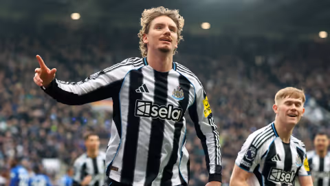 Vlachodimos, Bom Waktu Finansial Newcastle yang Terlupakan di Balik Gemerlap PIF