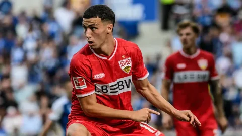 Bilal El Khannouss: Debut Liga Champions dan Mimpi Ballon d'Or di Tengah Persaingan Bundesliga