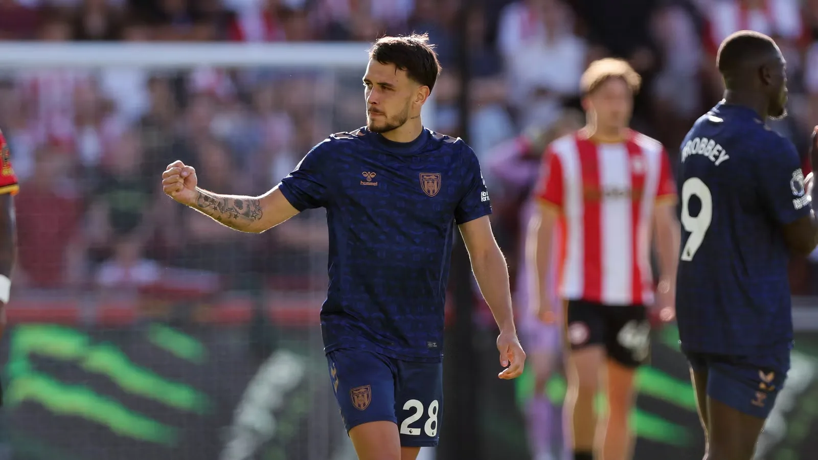 Robin Roefs, the £11.5 Million Goalkeeper Making Sunderland Forget Defoe