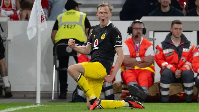 Dortmund Puncaki Bundesliga dengan Start Sempurna, Bayern Tercecer