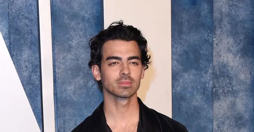 Joe Jonas Ungkap Kesalahan Parfum di Depan Cinta Pertama, Kini Jadi Duta Kenneth Cole