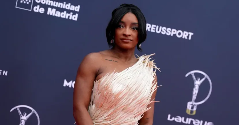Simone Biles Kehilangan Porsche di Tangan Perampok Bertopeng, Kini Pasang Doberman untuk Perlindungan