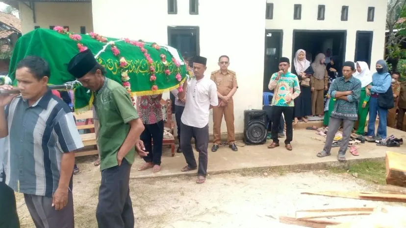 Siswa SD di Lampung Tengah Tewas Usai Tersedak Kelengkeng MBG, Polisi Selidiki