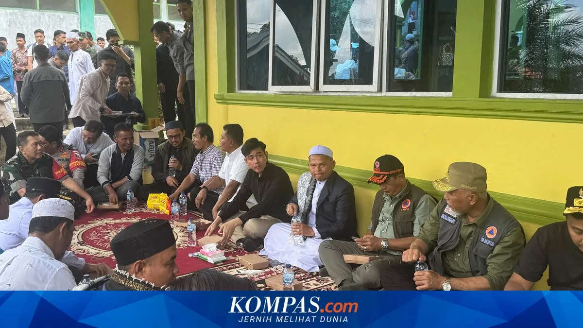Gibran Shalat Jumat di Solok, Simbol Pemulihan Pascabencana yang Diuji