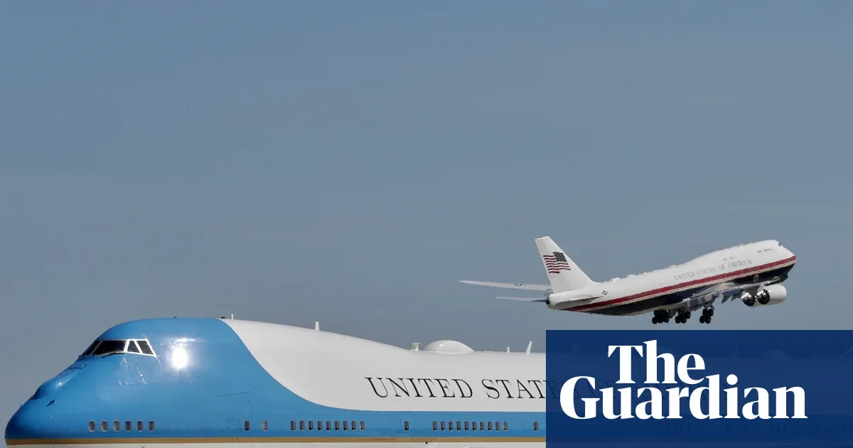 White House Bars CNN From Air Force One, Testing US Press Freedom