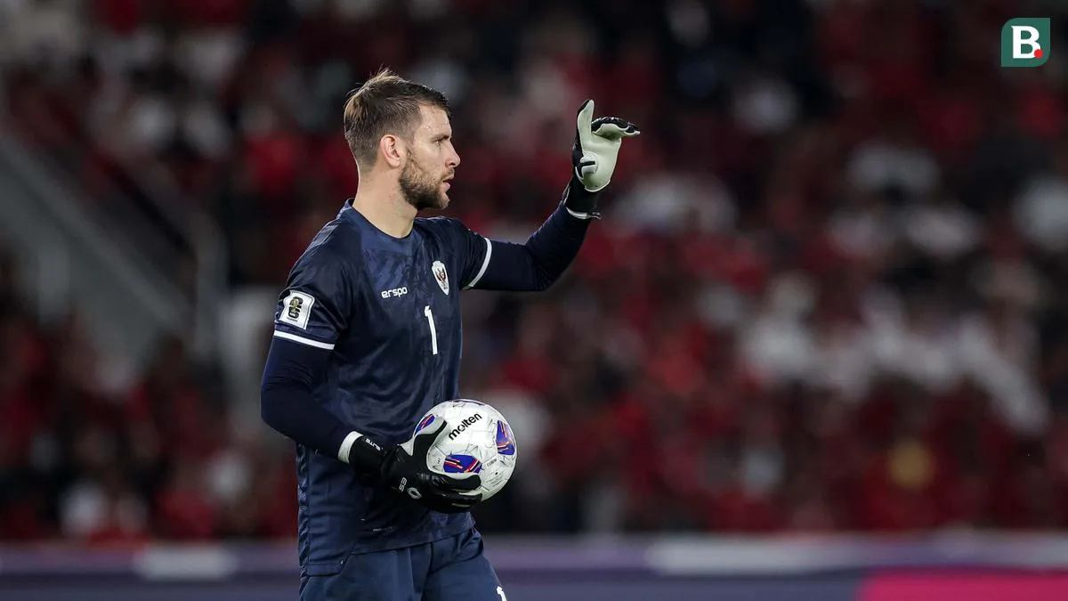 Maarten Paes Records Sixth Clean Sheet, Ajax Praises Indonesia Goalkeeper's Performance