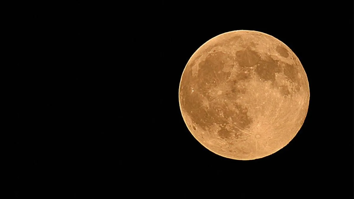 Harvest Moon 2026: Jadwal, Cara Melihat, dan Peluang Mengamati Saturnus