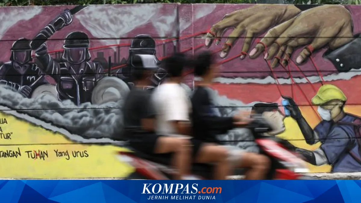 Demokrasi Tak Selalu Gugur oleh Tank, Melainkan oleh Kotak Suara dan Ruang Lobi