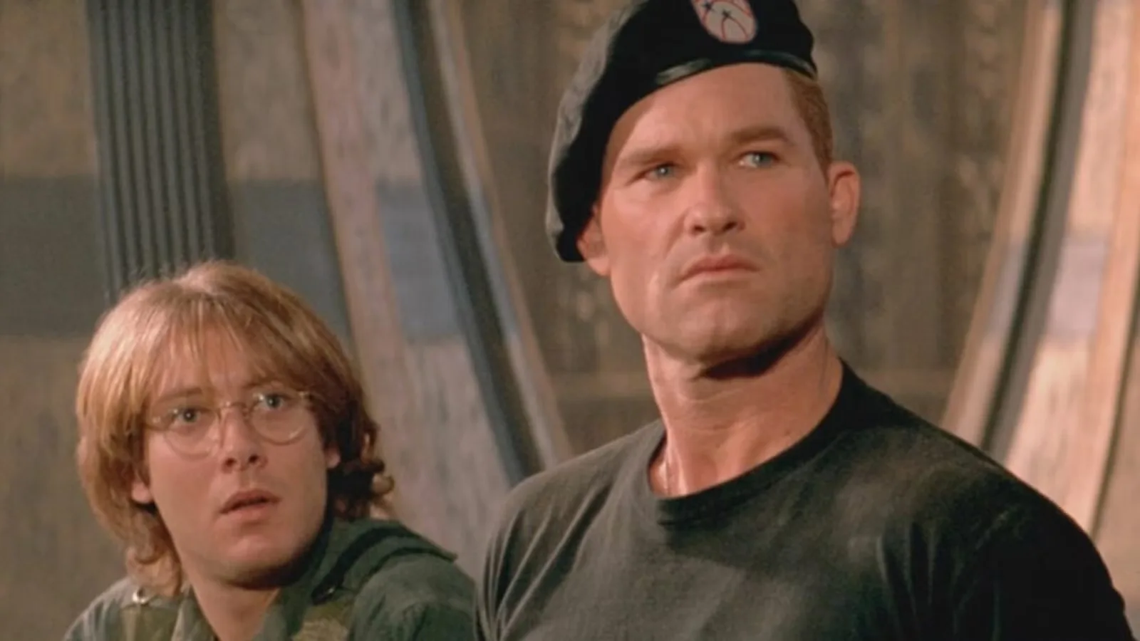 Stargate Kembali Gratis di YouTube: Mengapa Film Sci-Fi 1994 Ini Layak Ditonton Ulang
