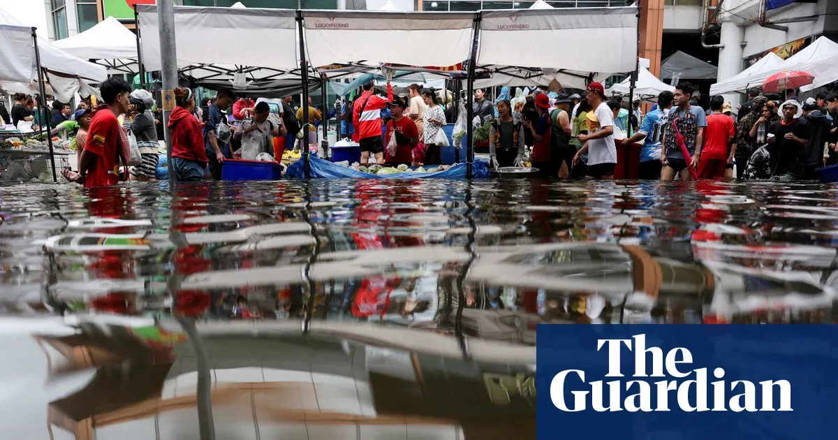 Bangkok Declared Disaster Zone as Waist-Deep Floods Grip Thailand's Capital