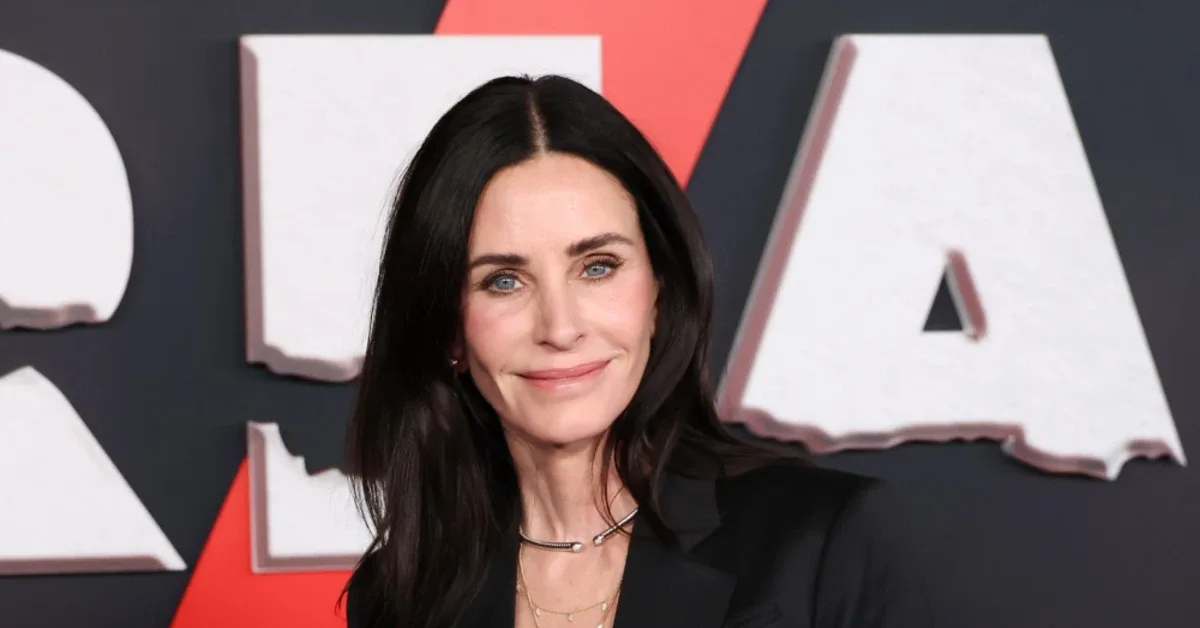 Courteney Cox Perjuangkan 8 Tahun Film True Crime 'Evil Genius' di Tengah Pandemi dan Mogok Kerja Hollywood