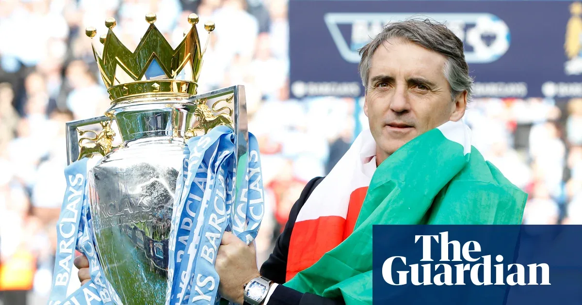 Mancini Akui 'Kontrak Ganda' di Manchester City, Tegaskan Bukan Urusannya