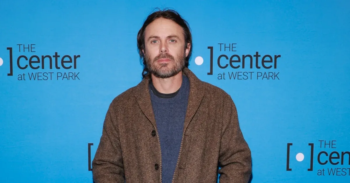 Casey Affleck Ungkap Rahasia Persahabatannya dengan Matt Damon dan Ben Affleck