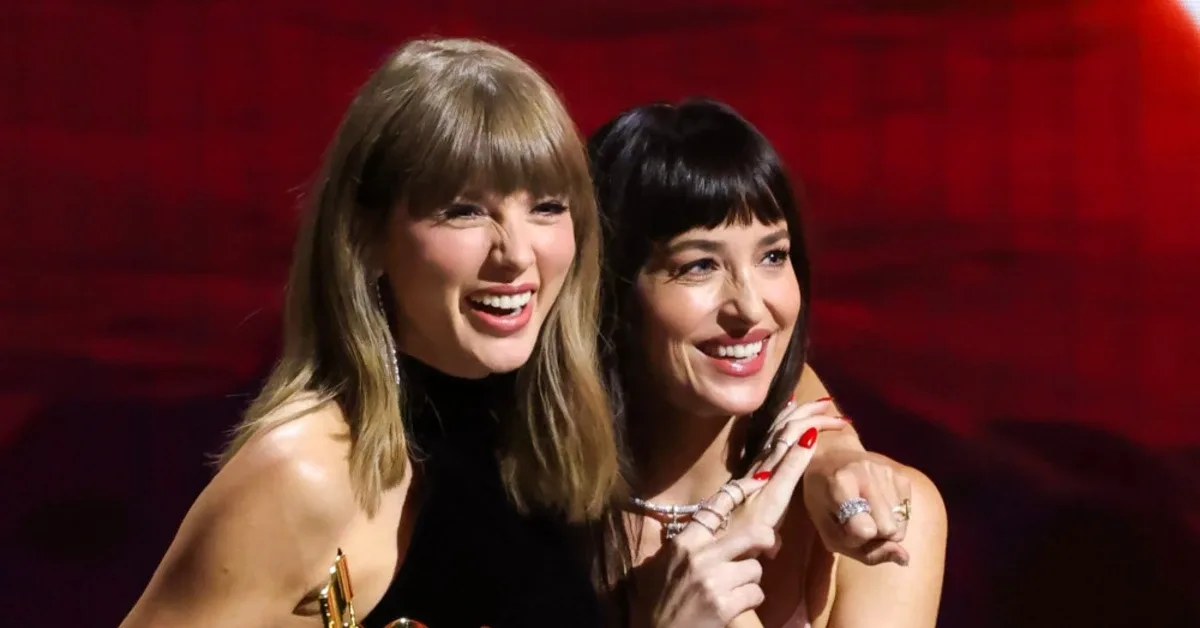 Dakota Johnson Bongkar Kedekatan dengan Taylor Swift: Obrolan True Crime hingga Rahasia Pernikahan