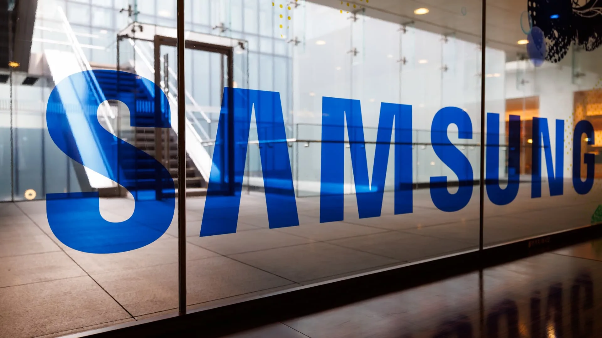 Samsung Gelontorkan Rp15,8 Triliun ke Helix, Tarik Nvidia-KKR Garap Infrastruktur AI