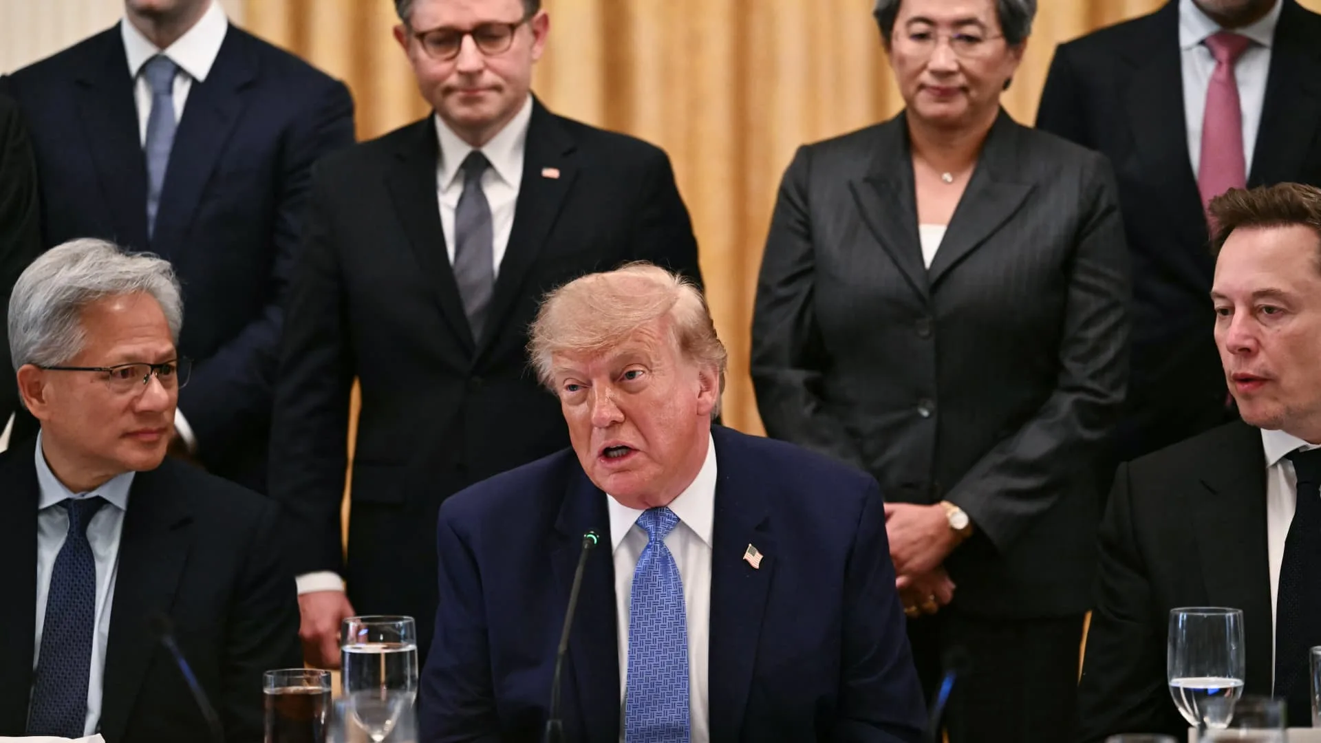 Trump Ganti Nama AI Jadi 'Super Intelligence' di Tengah Elektabilitas Jeblok