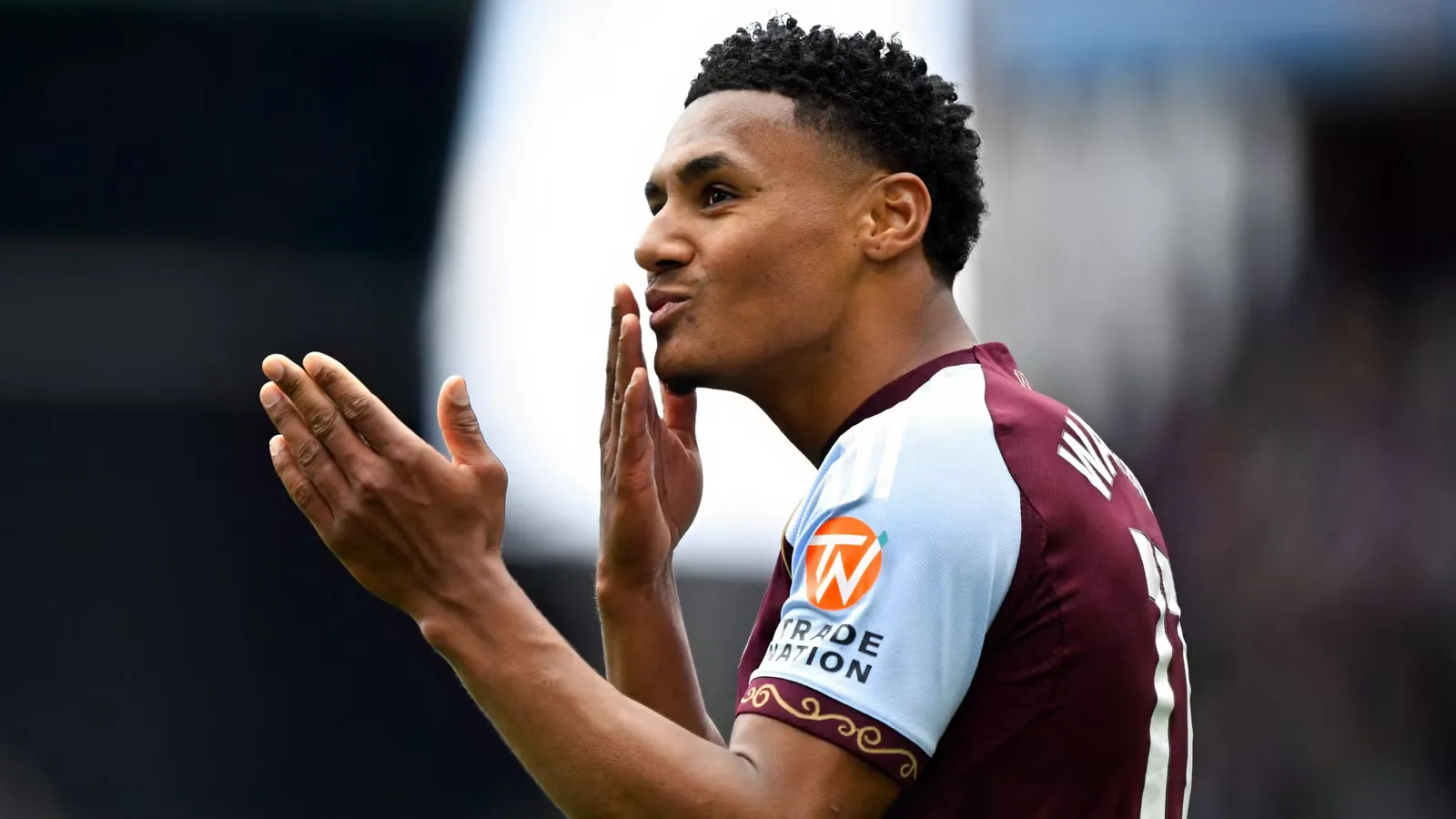 Aston Villa Punya 'Watkins Baru' di Balik Bayang-Bayang Madjo