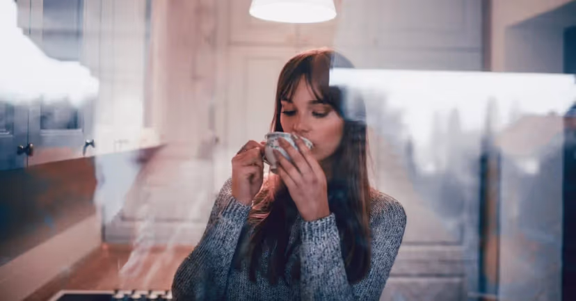 Kopi Tanpa Gula Vs Minuman Manis: Pilihan Harian yang Berdampak pada Kesehatan Mental