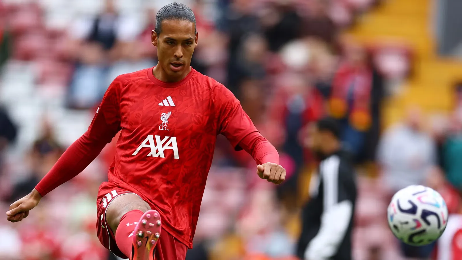 Liverpool Siapkan Rp1,4 Triliun untuk Bastoni, Kandidat Pengganti Van Dijk