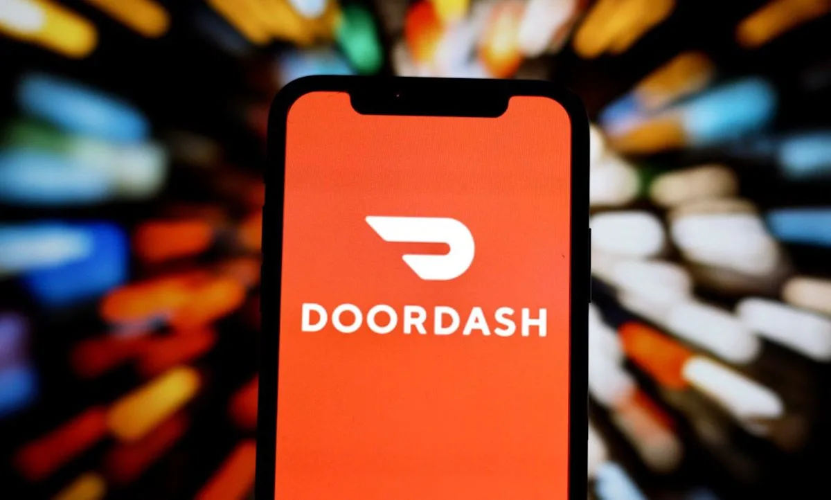 DoorDash Uji Coba Pesan Makanan Lewat AI di Apple Messages, Langkah Awal Belanja Tanpa Aplikasi