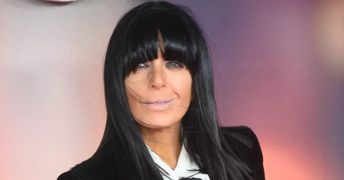 Di Balik Aturan Ketat Celebrity Traitors: Claudia Winkleman Dilarang Pakai Perhiasan dan Kain Berisik