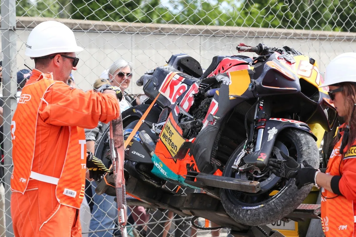 KTM Hampir Tumbang: Tujuh Mesin MotoGP 2026 Rusak, Pit Beirer Ungkap Krisis Terburuk