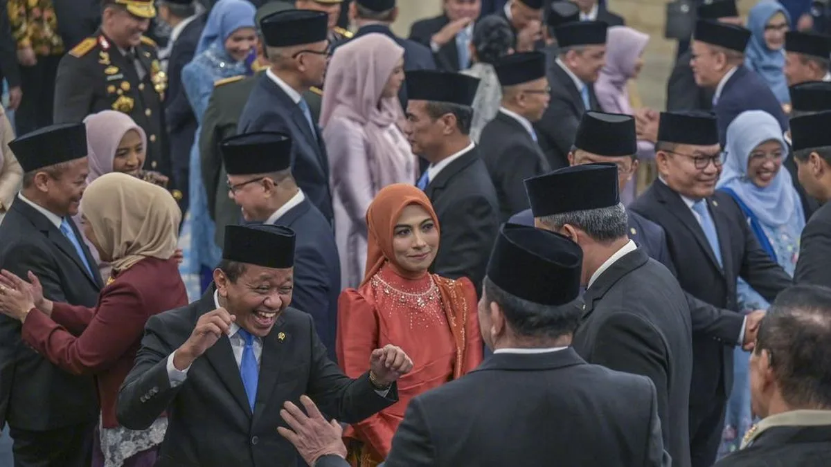 Reshuffle Kabinet Merah Putih: Bahlil dan Dudung Isi Posisi Strategis, 16 Pejabat Dilantik