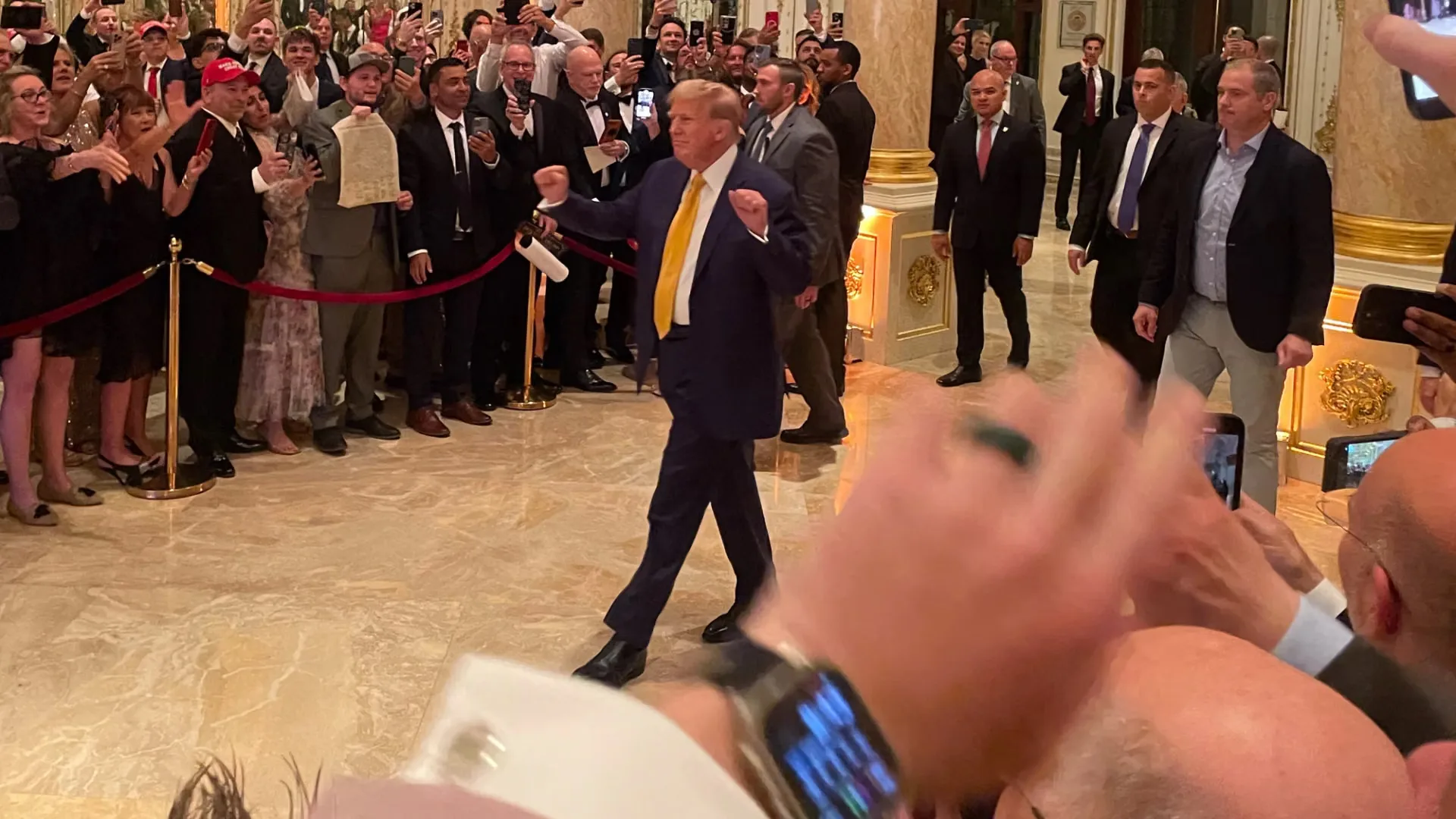 Dinner Memecoin Trump Jilid Tiga: 185 Investor Teratas Diundang, Harga Token Masih Terpuruk