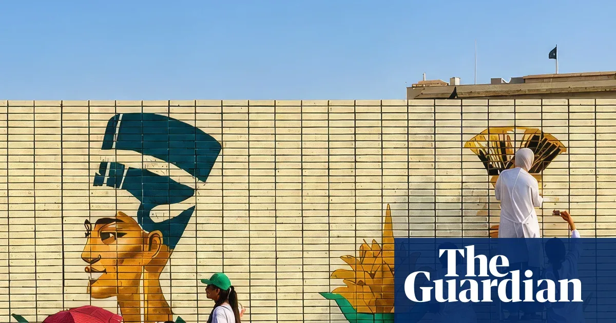 Mural Tutankhamun & Nefertiti di Kairo Dihapus Jelang Kunjungan Xi Jinping: Polemik Kulit Gelap dan Peran AI