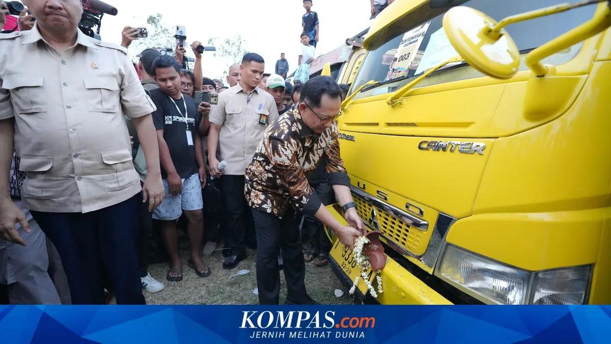 Gentengisasi Prabowo: 125 Truk Meluncur, 43 Persen Rumah Indonesia Masih Pakai Seng dan Asbes