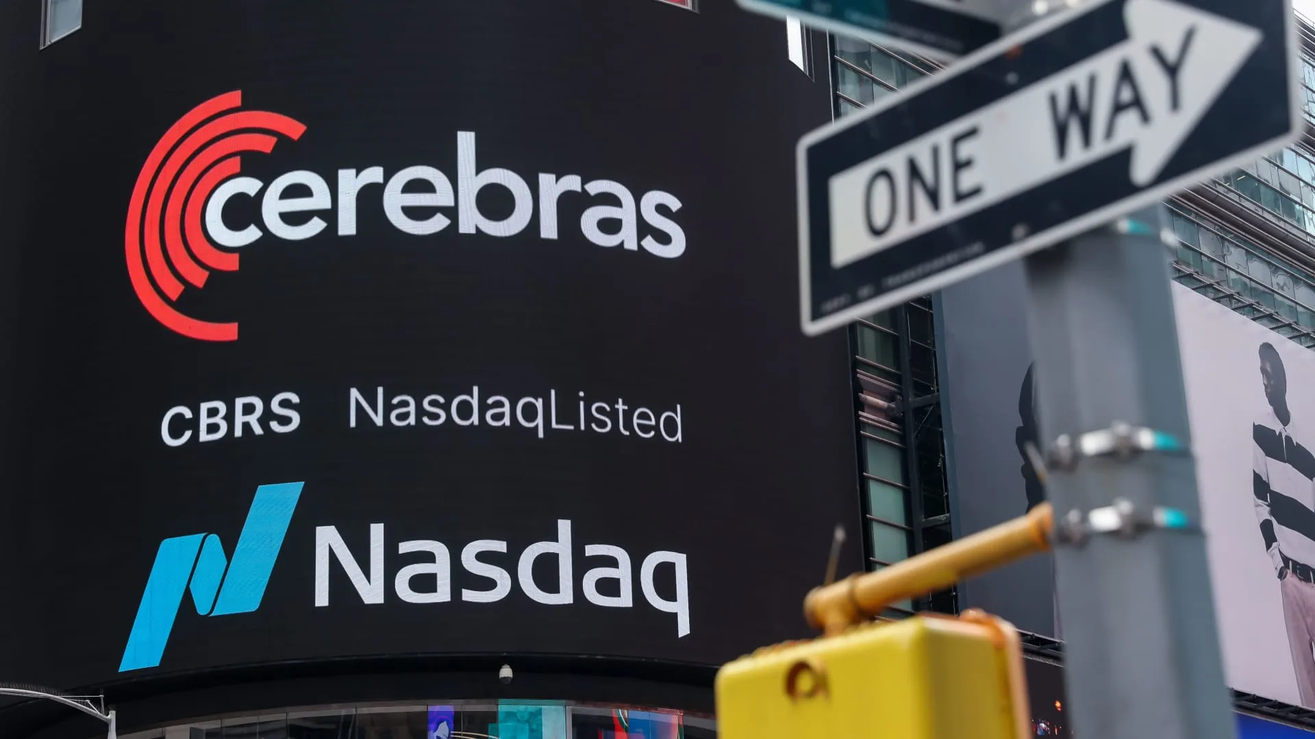 Saham Cerebras Anjlok 20%, Terendah Sejak IPO: Tekanan Nvidia dan Lockup Expiration Jadi Pemicu