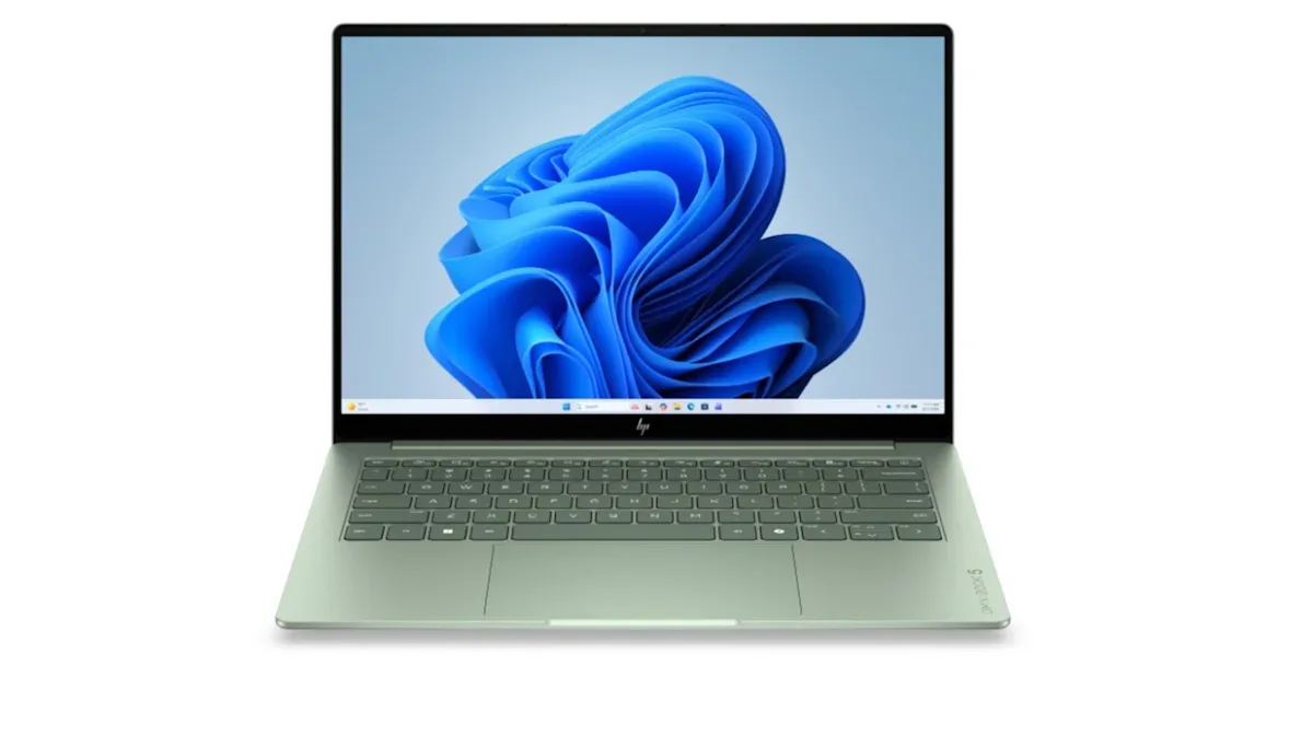 HP OmniBook 5 Tantang MacBook Neo di Kelas Laptop Rp11 Juta