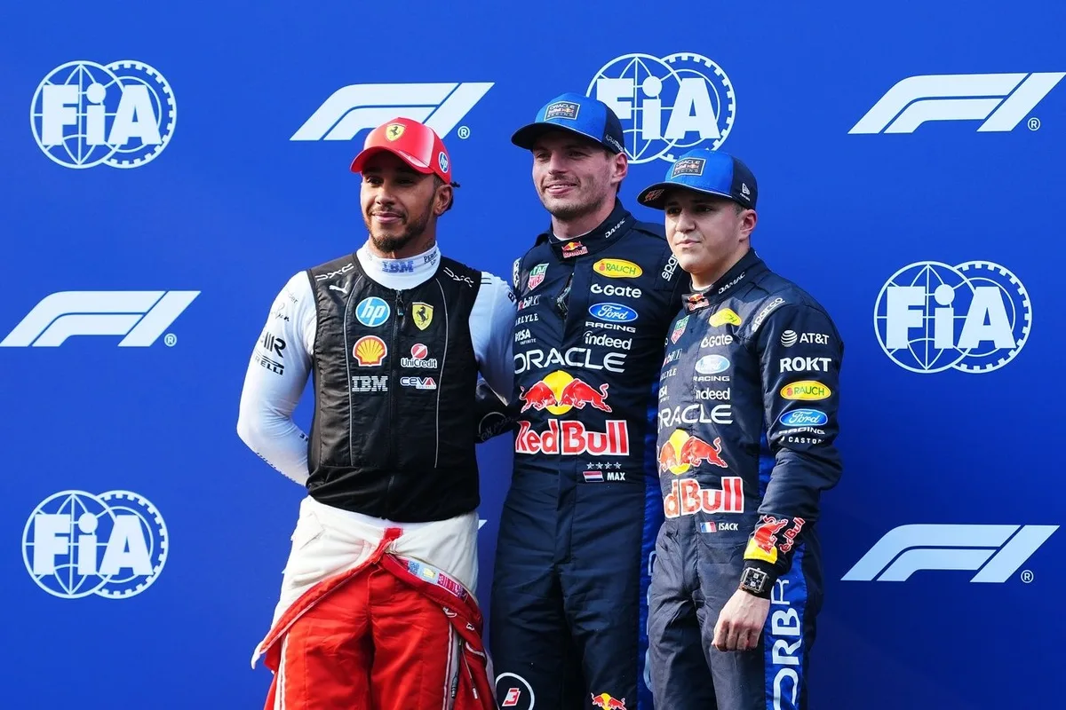 Verstappen Pole di Bahrain GP Malaysia, Hadjar Terlempar ke Baris 4