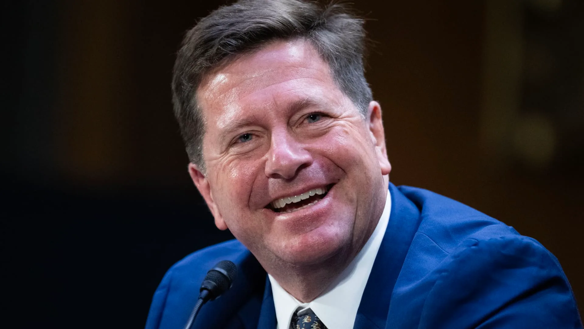 Trump Tunjuk Jay Clayton sebagai 'AI Czar', Satgas Superintelligence Dikejar 120 Hari