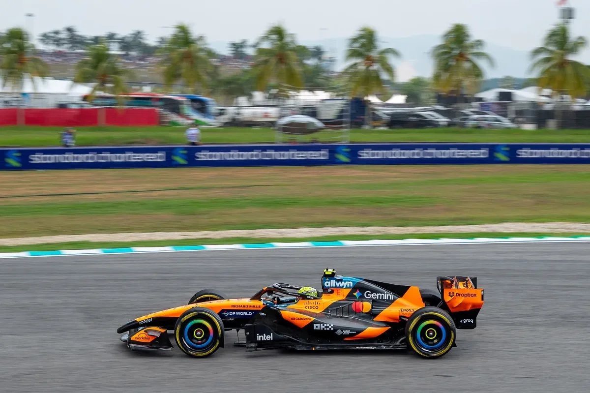 Norris Terhambat Power Unit, McLaren Waspadai Balapan Sepang