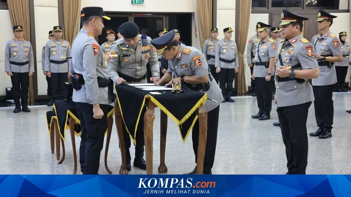 Kapolri Suyudi Rombak 19 Kapolda, Rudi Darmoko Naik Bintang Tiga