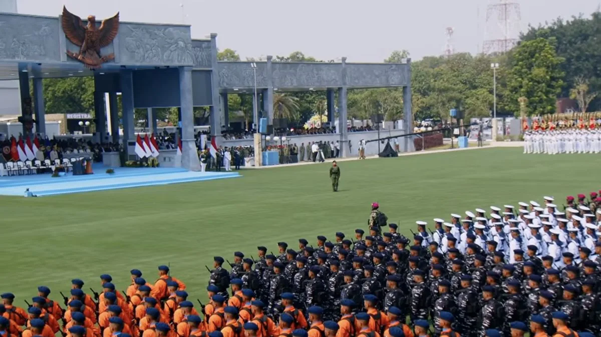 Kapolri dan KSP Hadiri HUT ke-81 TNI, Prabowo Resmikan Puluhan Satuan Baru