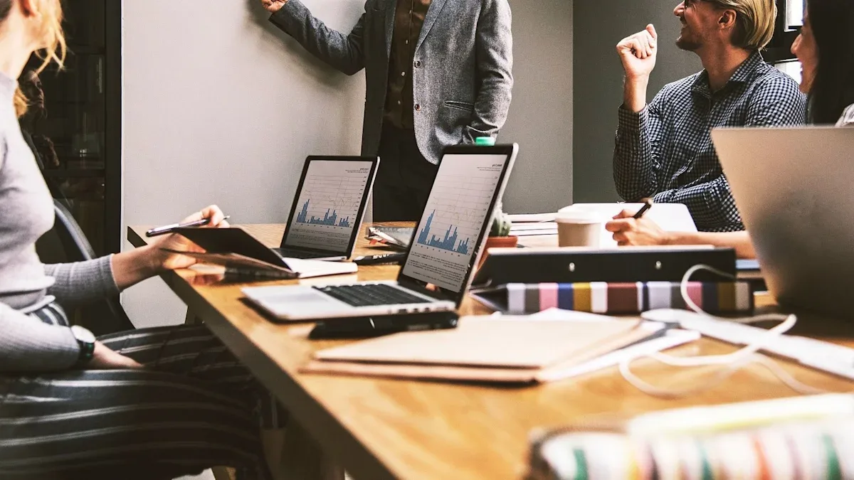 Studi Ungkap 38% Pekerja Simpan Prompt AI untuk Jaga Keunggulan di Kantor