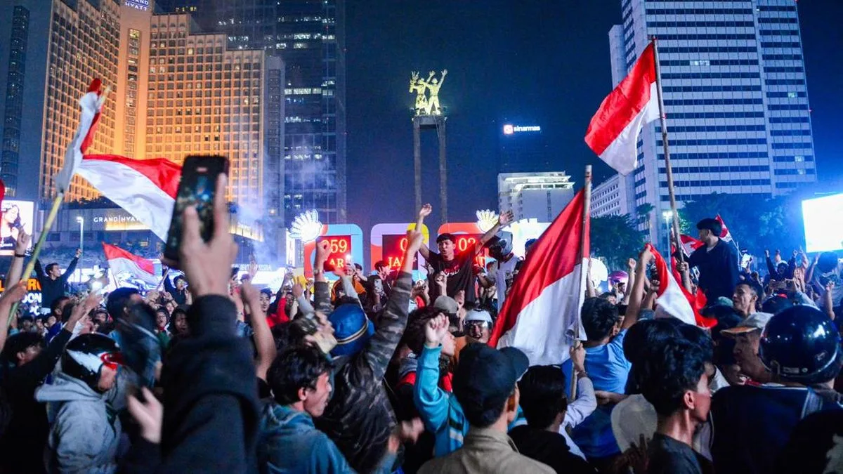 Bundaran HI Berubah Jadi Lautan Merah Putih, Euforia Juara FIFA ASEAN Cup 2026