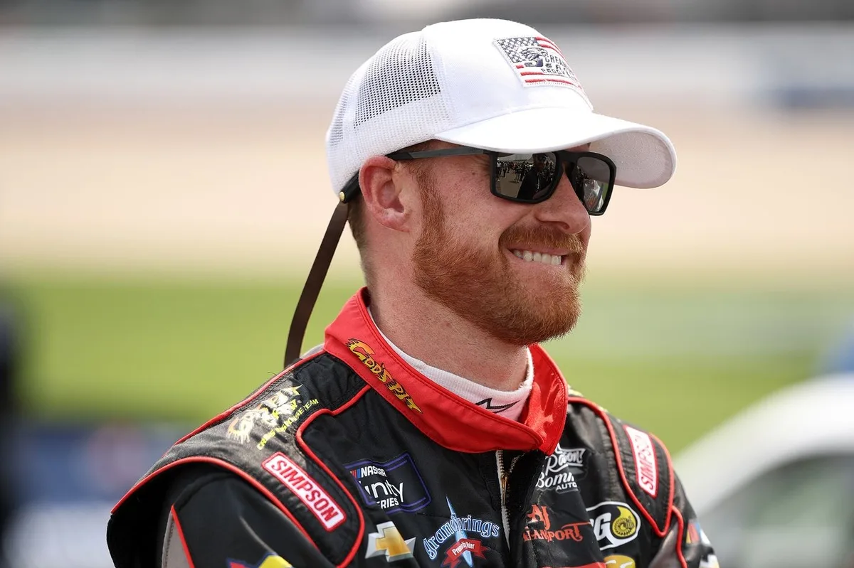 Jeb Burton Gabung RSS Racing, Bawa Warisan Nomor 22 Ayahnya di NASCAR 2027