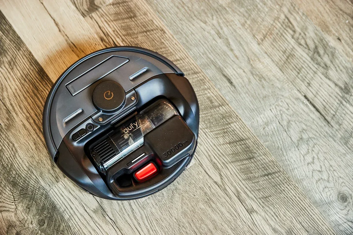 Roborock Kuasai Pasar Robot Vacuum, tetapi Merek Ini Layak Dipertimbangkan
