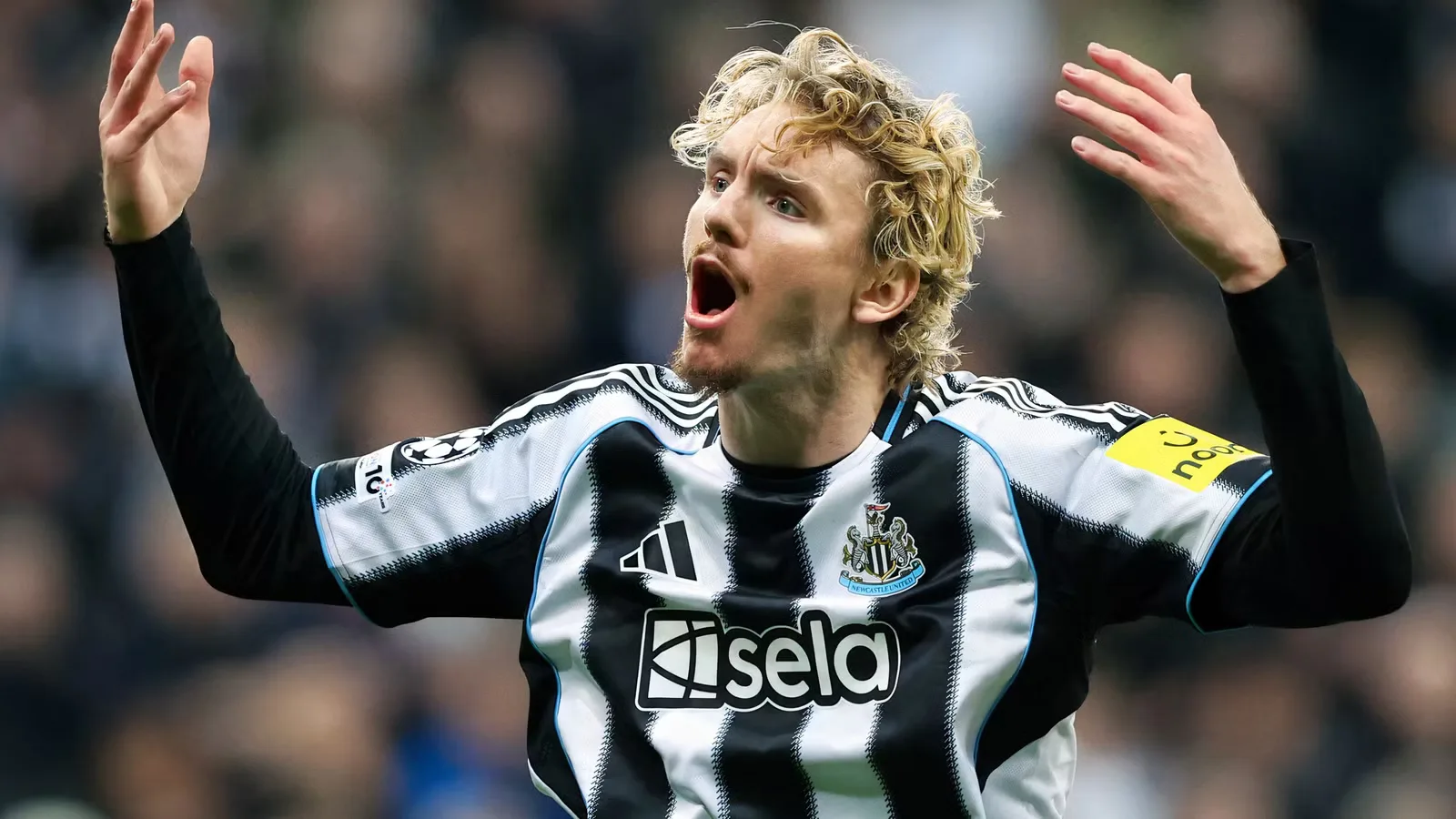 Newcastle Diminta Tiru Pola Woltemade untuk Ramsey: Jual demi Ambisi Baru