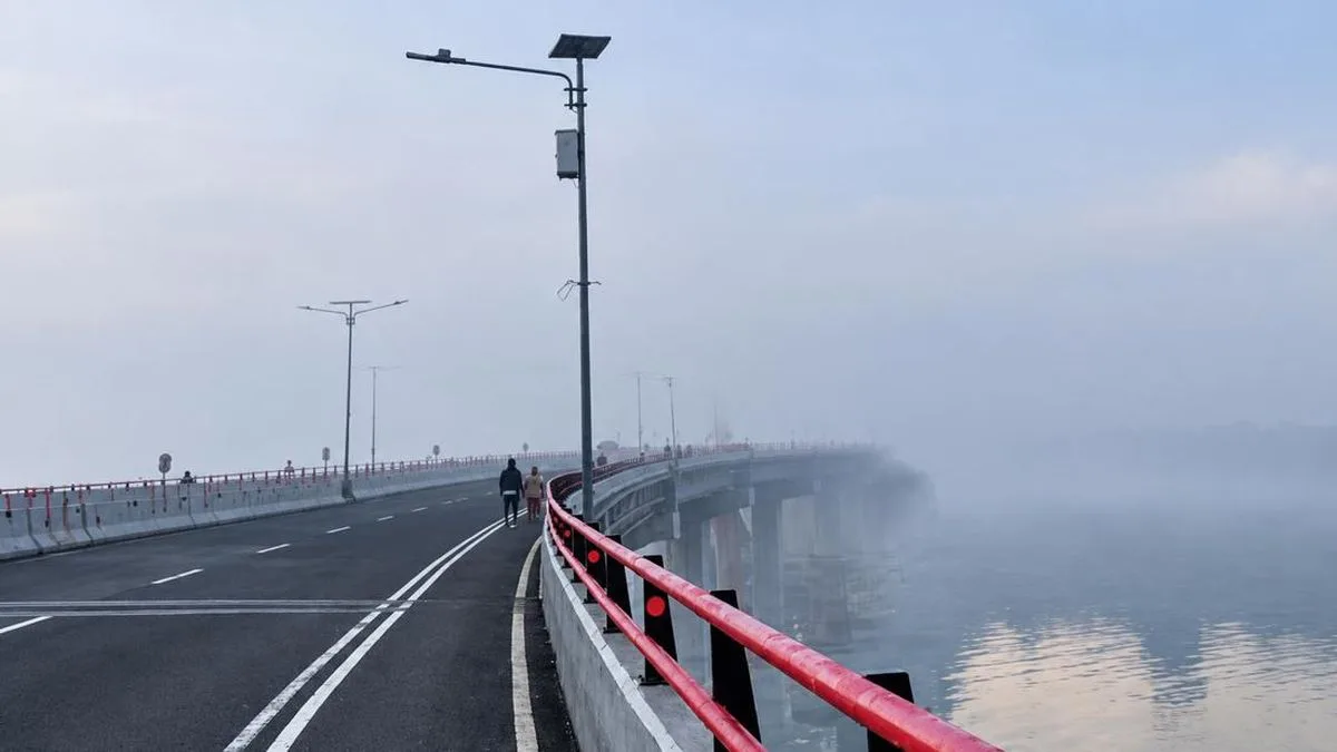 Papua Forest Fire Haze Blankets Ambon, Maluku on Hotspot Alert