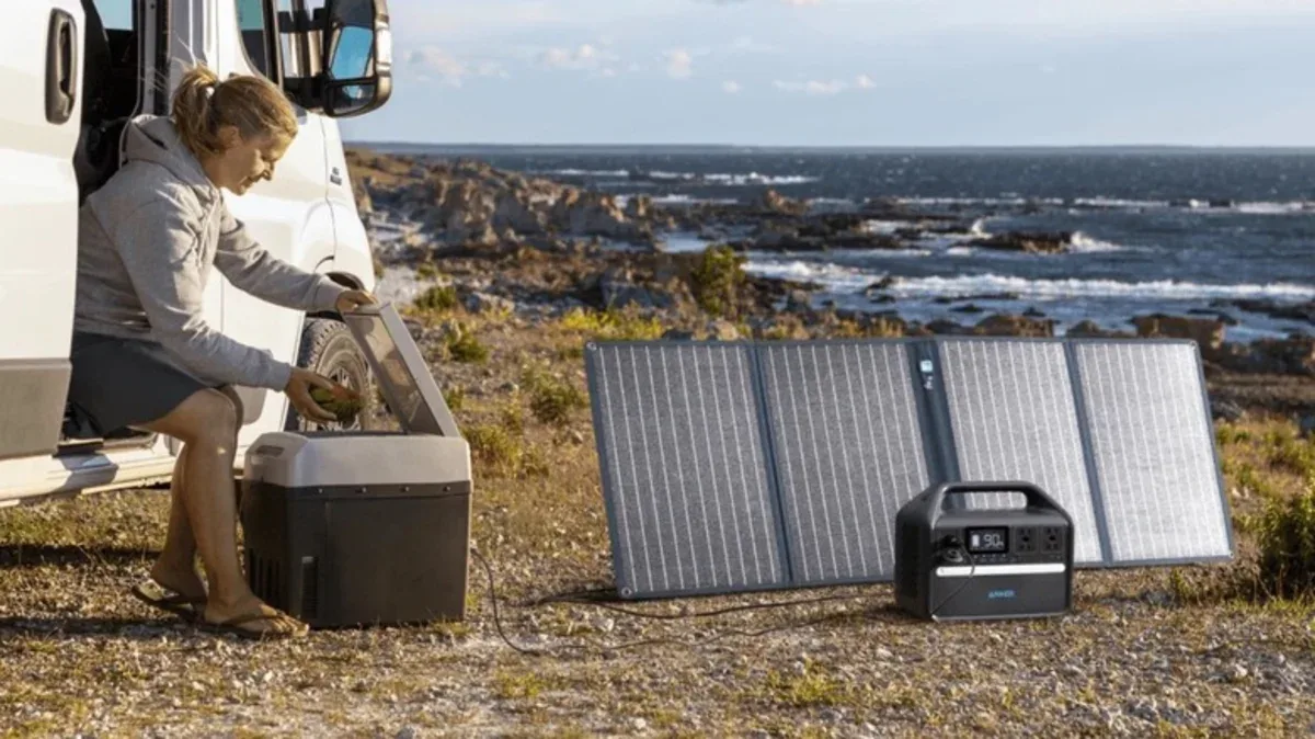Anker Perluas Lini Perangkat Outdoor: Power Station 3 kWh hingga Earbuds Tidur