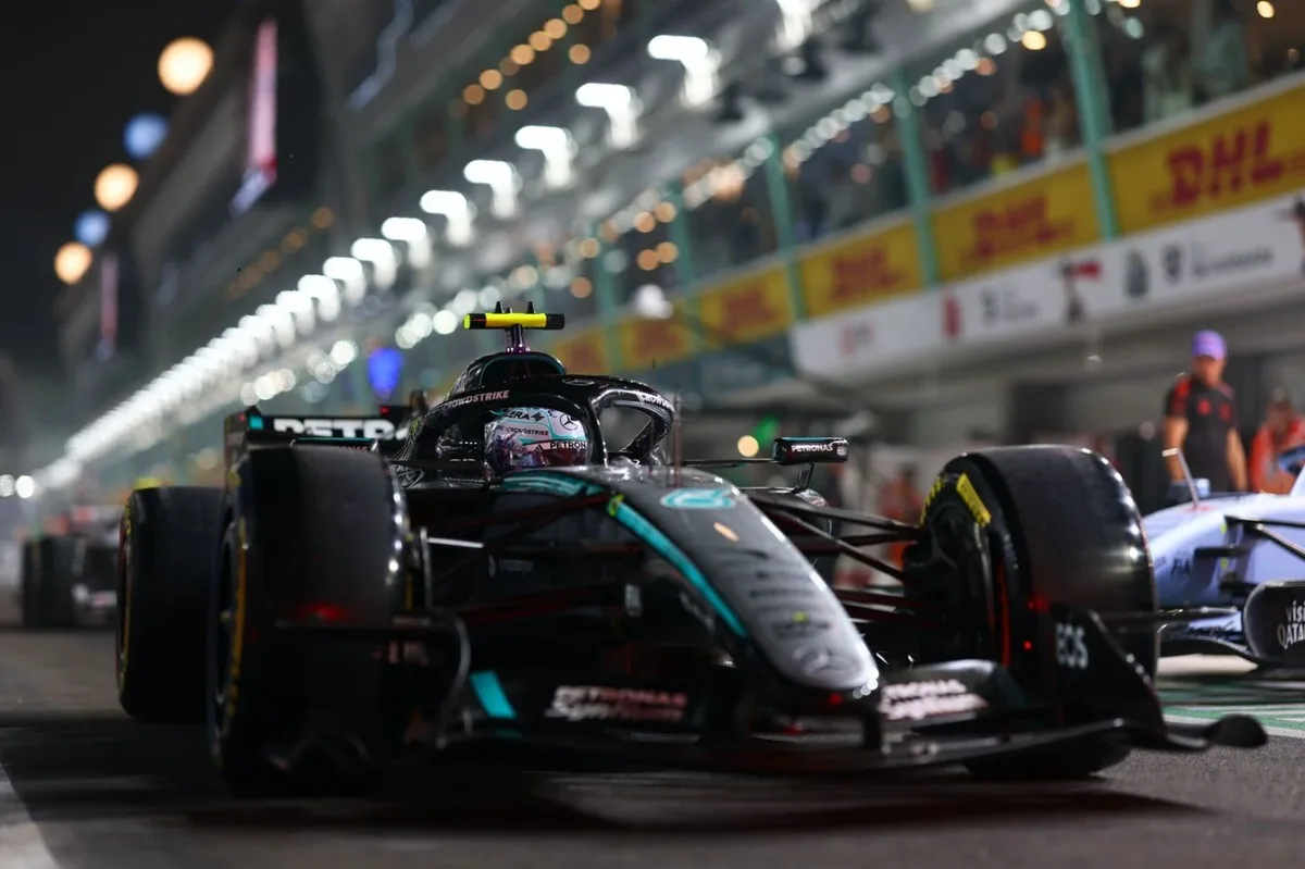 Antonelli Keluhkan Paket Upgrade Mercedes di Singapura: "Mobil Sangat Tak Terduga"