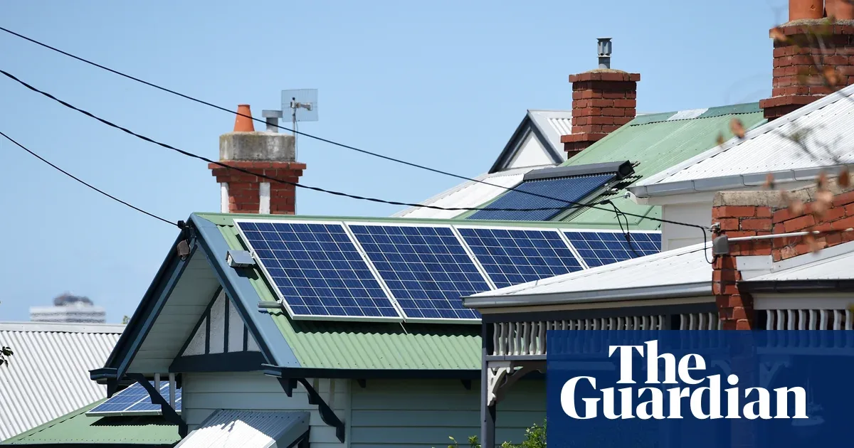 Australia Cetak Rekor Panel Surya Atap, Indonesia Diminta Tiru Modelnya