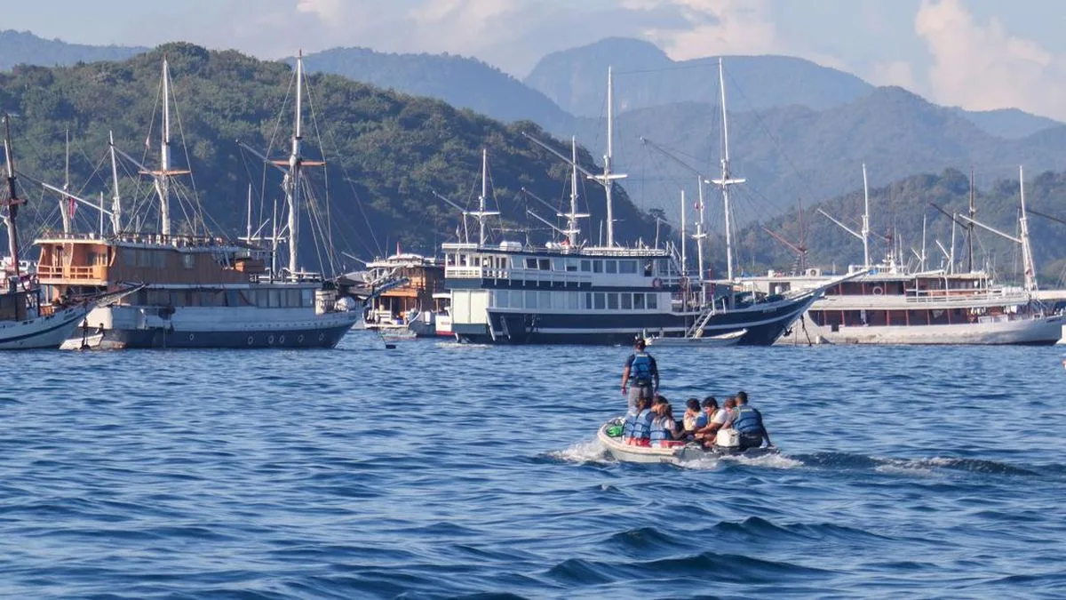 KSOP Labuan Bajo Terbitkan Maklumat Pelayaran, Gelombang 2,5 Meter Ancam Perairan Komodo