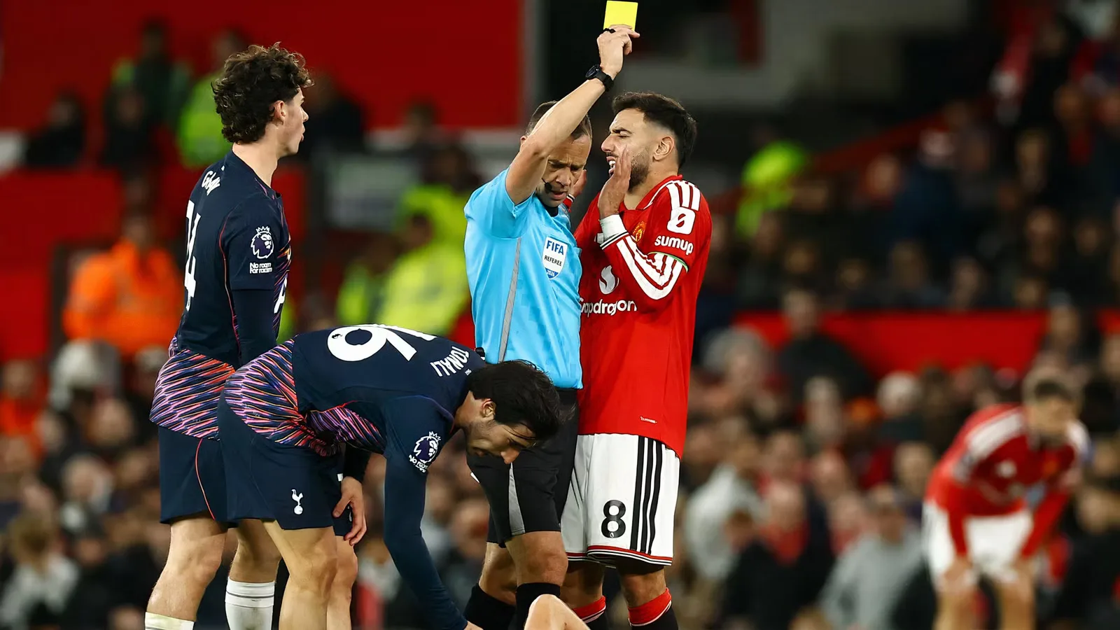 Tonali Kuasai Lini Tengah, Tottenham Tahan Manchester United di Old Trafford